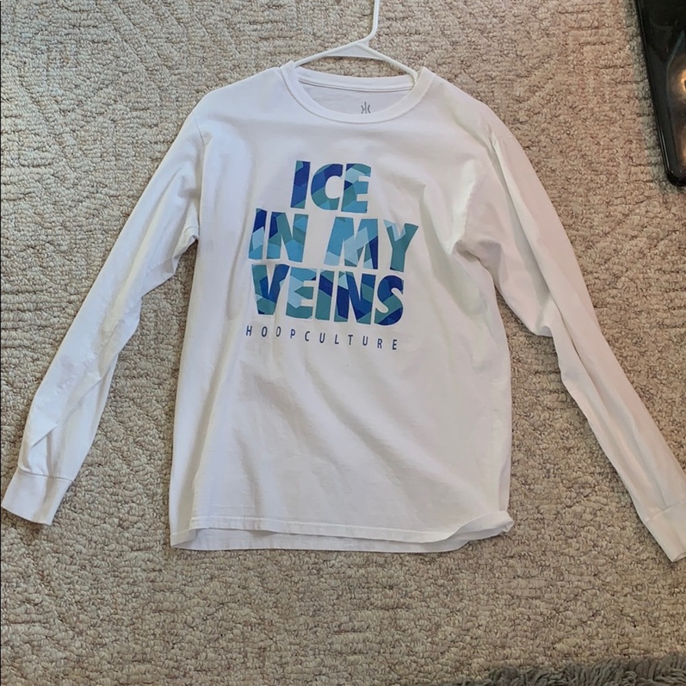 Long sleeve shirt